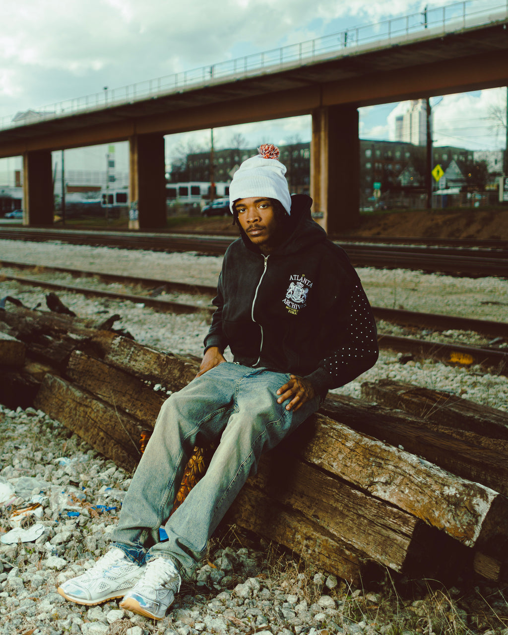 "Archive"ZIP UP
